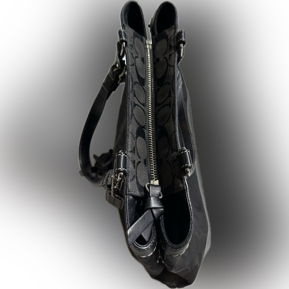 Coach Authentic Preowned. Black Signature Jacquard & Black Leather Satchel Bag. - Picture 7 of 15